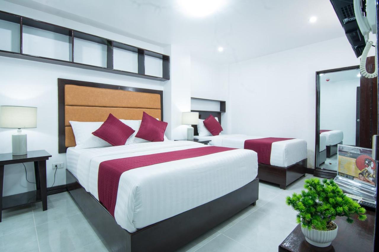 Diamond Hotel And Resto Catarman  Exterior foto